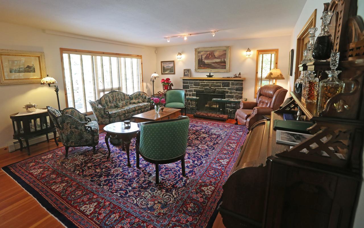 Beaujolais Boutique B&B At Thea'S House Banff Luaran gambar